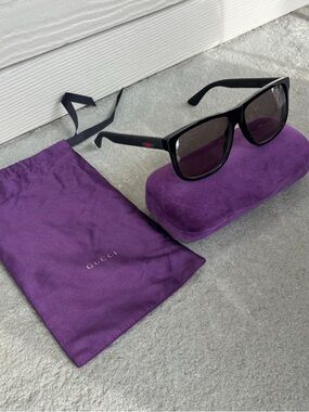 Gucci Logo Stripe Sunglasses GG0010S